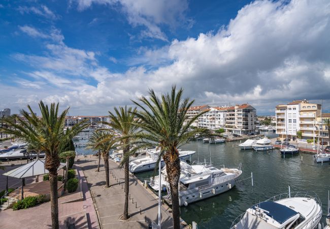 Appartement à Empuriabrava - ILA04